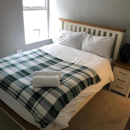 Beautiful Historic 1870 Home Fully Renovated & Modernised Belfast Bagian luar foto