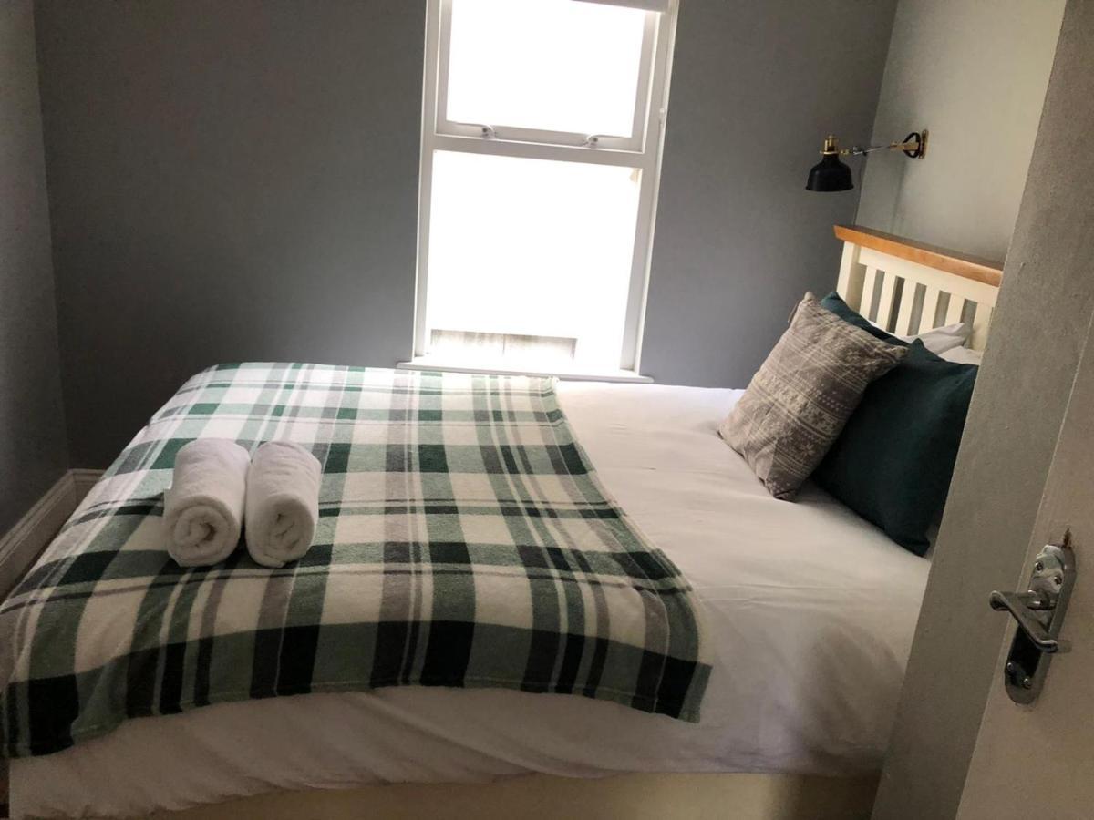 Beautiful Historic 1870 Home Fully Renovated & Modernised Belfast Bagian luar foto